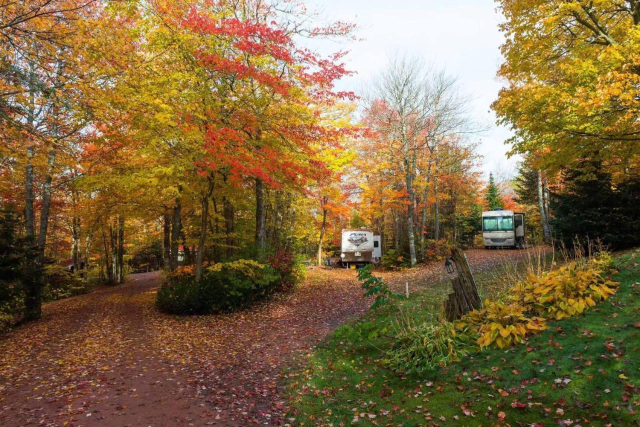 New Glasgow Highlands Campground Cabins Exterior photo